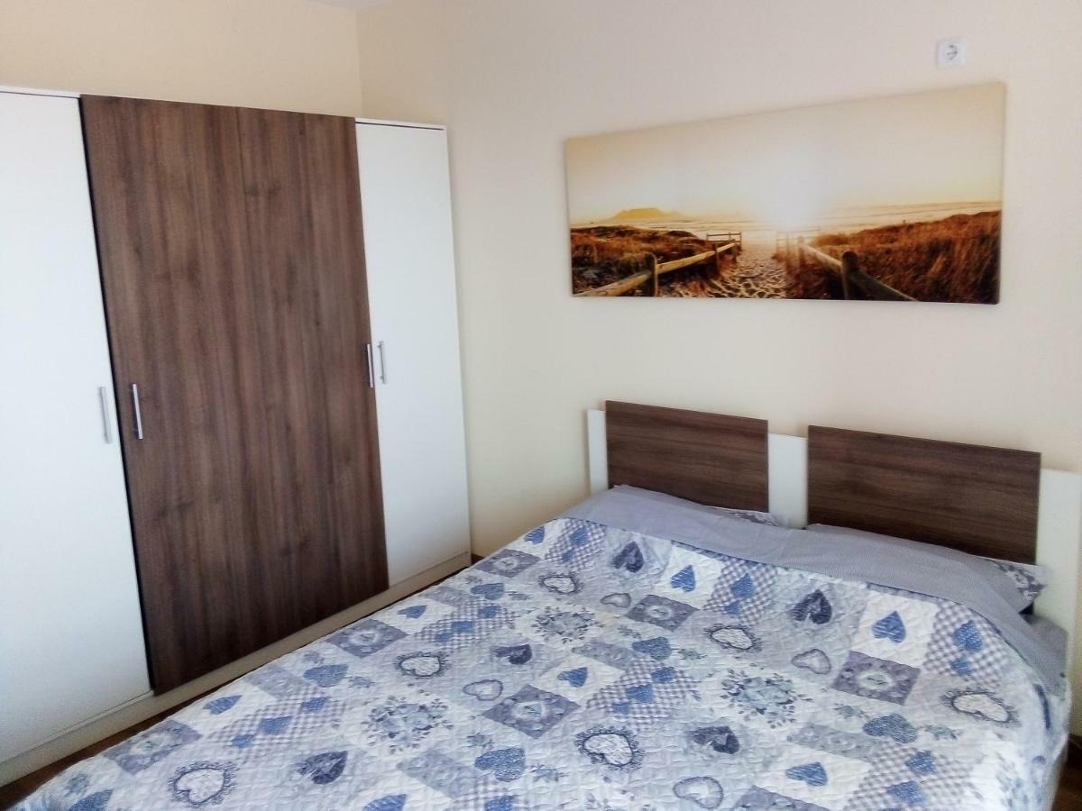 Emona Apartment Burgas City Exterior foto